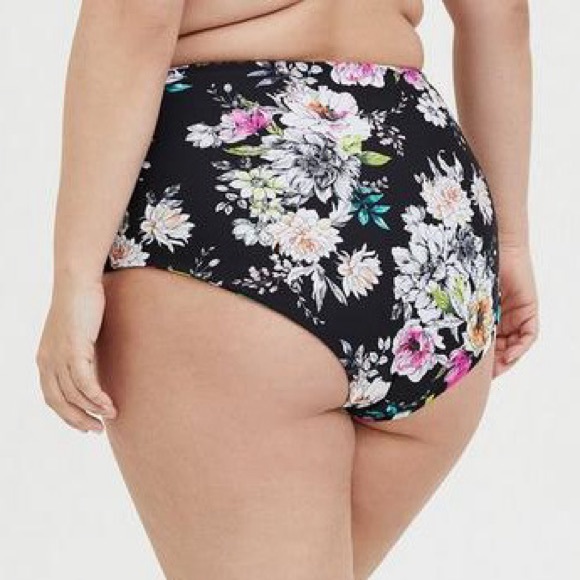 NWT! TORRID reversible bikini swimsuit bottoms, 2X. - Picture 3 of 11